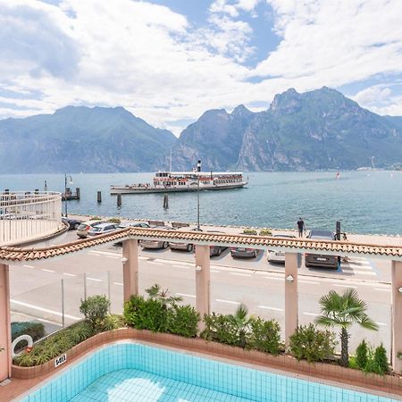 Lake Hotel Ifigenia 토르볼레 외부 사진