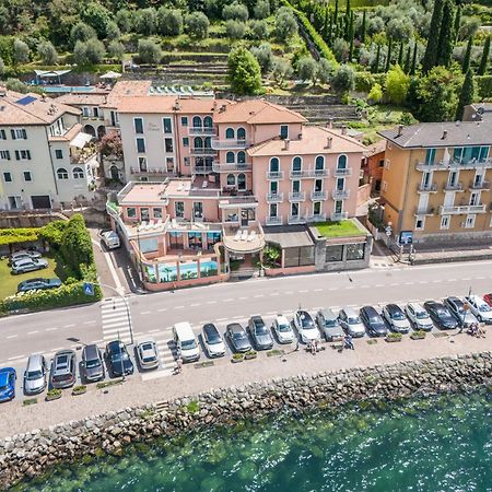 Lake Hotel Ifigenia 토르볼레 외부 사진