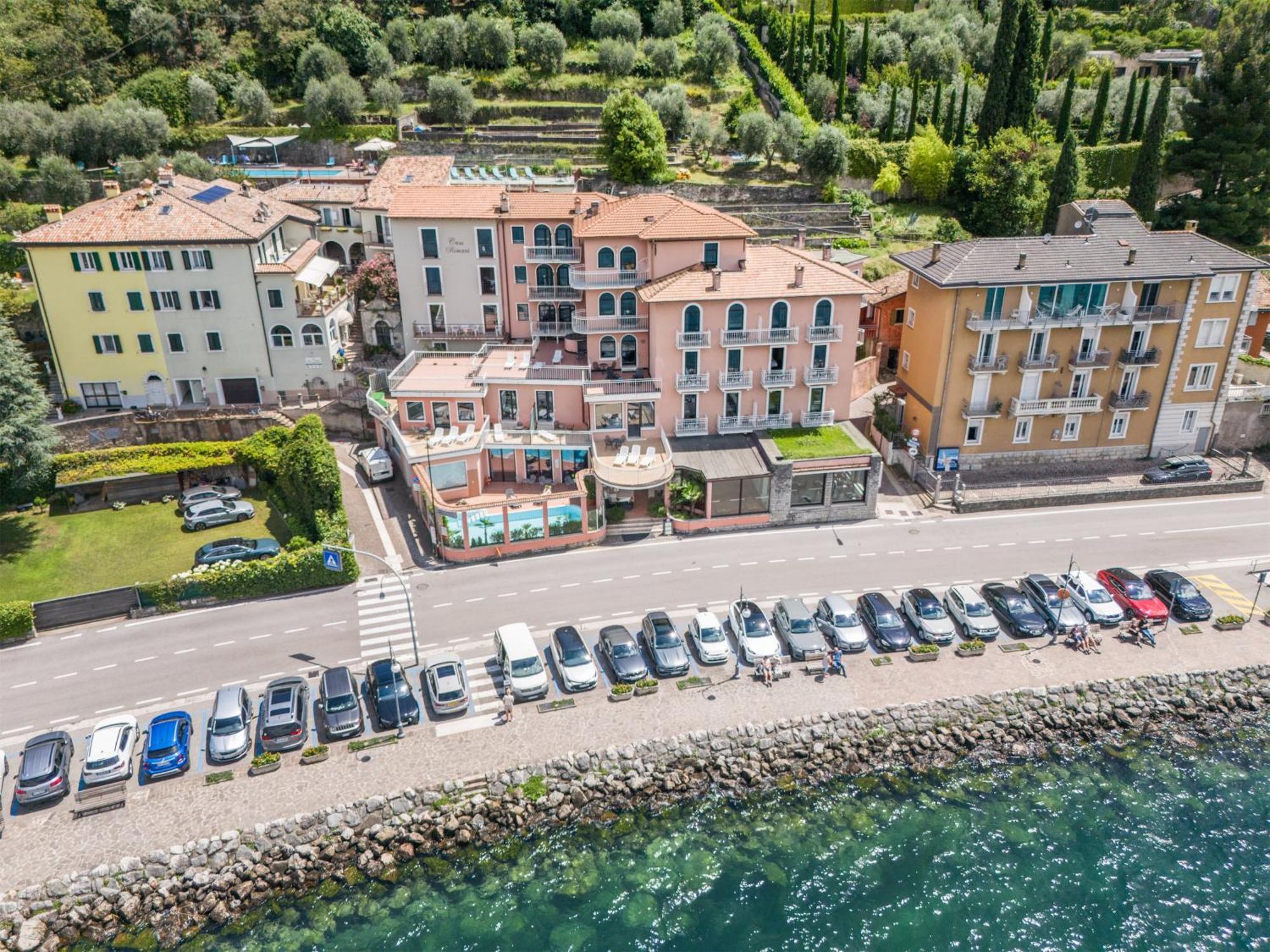 Lake Hotel Ifigenia 토르볼레 외부 사진